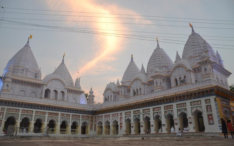 Siddha Kshetra Shri Bade Baba Digambar Jain Mandir